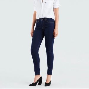 Levi’s 721 high rise skinny jean - dark wash